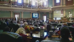 Legislature faces $850 million budget shortfall
