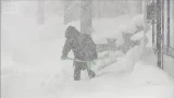 豪雪地帯のインフラ“流雪溝”捨て方にも目配り…今季“最強最長”寒波で積雪急増【報道ステーション】(2026年1月22日) 豪雪地帯のインフラ“流雪溝”捨て方にも目配り…今季“最強最長”寒波で積雪急増【報道ステーション】(2026年1月22日)