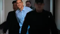 Libero Laurent Vinatier: torna in Francia dopo scambio di prigionieri con giocatore di basket russo Libero Laurent Vinatier: torna in Francia dopo scambio di prigionieri con giocatore di basket russo