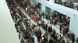 Travelers stuck in long security lines amid TSA staffing shortages, partial government shutdown