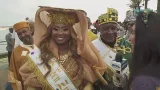 Zulu king & queen arrive at festival