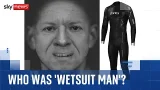 Загадка мужчины в слишком большом гидрокостюме, найденного мертвым в водохранилище в Уэльсе. Загадка мужчины в слишком большом гидрокостюме, найденного мертвым в водохранилище в Уэльсе.
