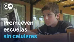 Madres y padres se ponen de acuerdo para retrasar el acceso de sus hijos al celular en Argentina Madres y padres se ponen de acuerdo para retrasar el acceso de sus hijos al celular en Argentina