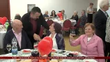 Vukovarski parovi s više od pola stoljeća braka proslavili Dan zaljubljenih Vukovarski parovi s više od pola stoljeća braka proslavili Dan zaljubljenih